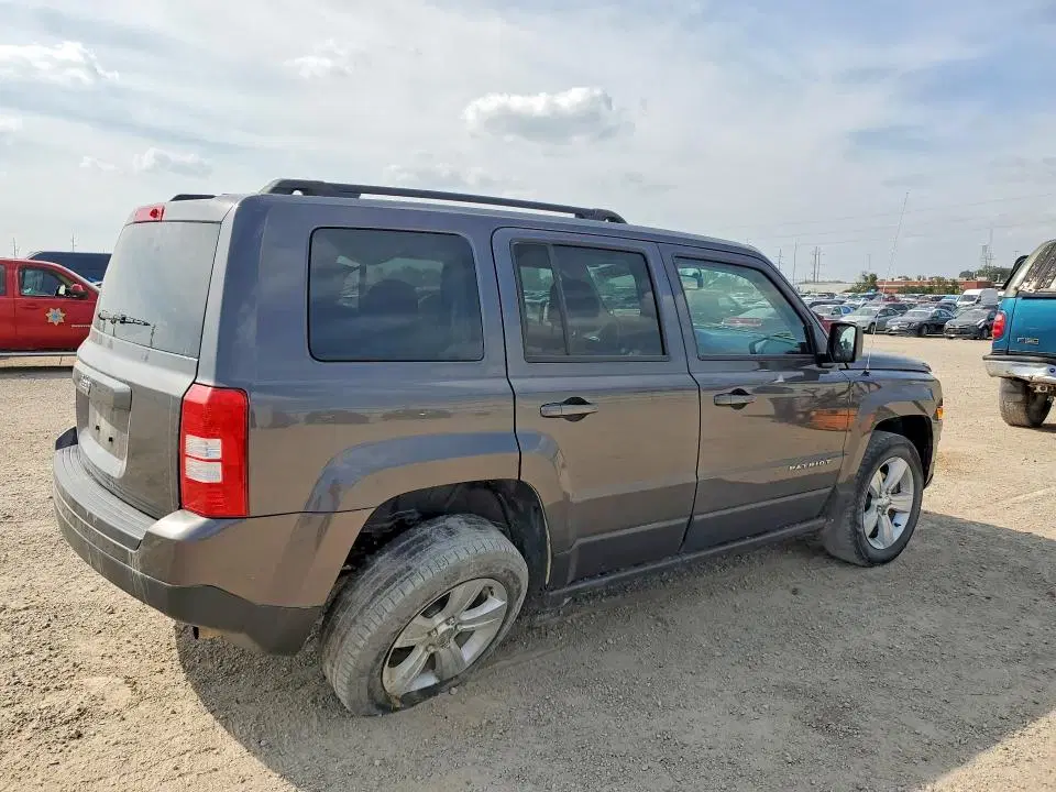 2016 JEEP PATRIOT VIN 1C4NJRBB9GD672633 фото 3