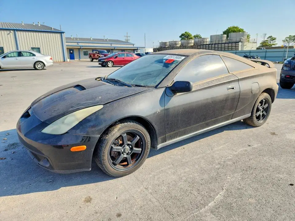 JTDDR32T820132829 — 2002 Toyota Celica, Передняя часть, фото до ремонта