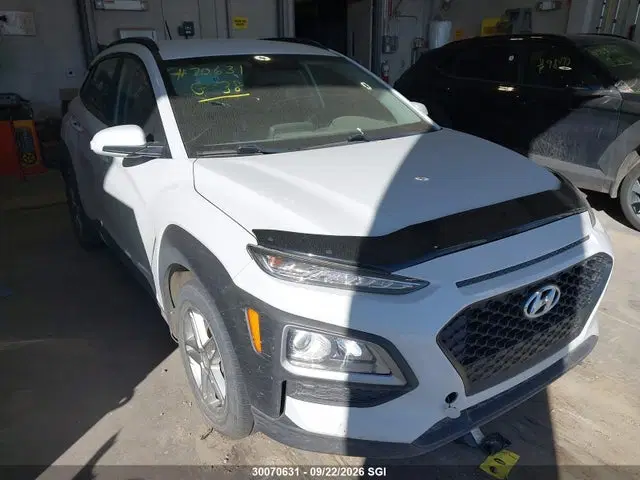 KM8K12AA3LU403438 — 2020 Hyundai Kona SE, Угон (Theft), фото до ремонта