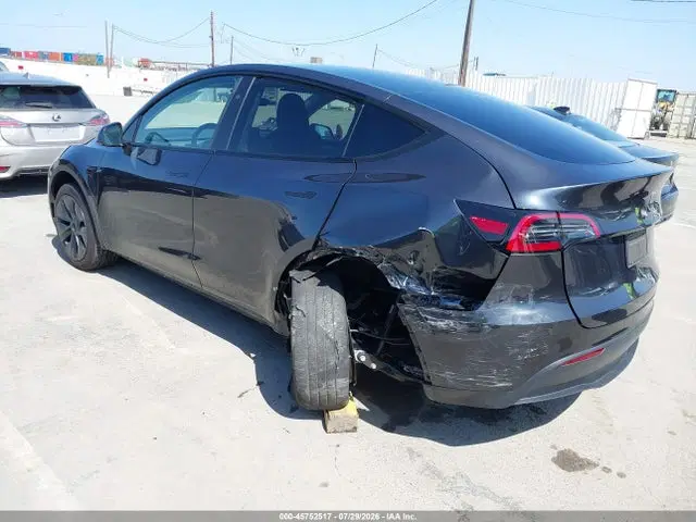2024 Tesla Model Y Long Range Dual Motor All-wheel Drive VIN 7SAYGDEE4RF209625 фото 3