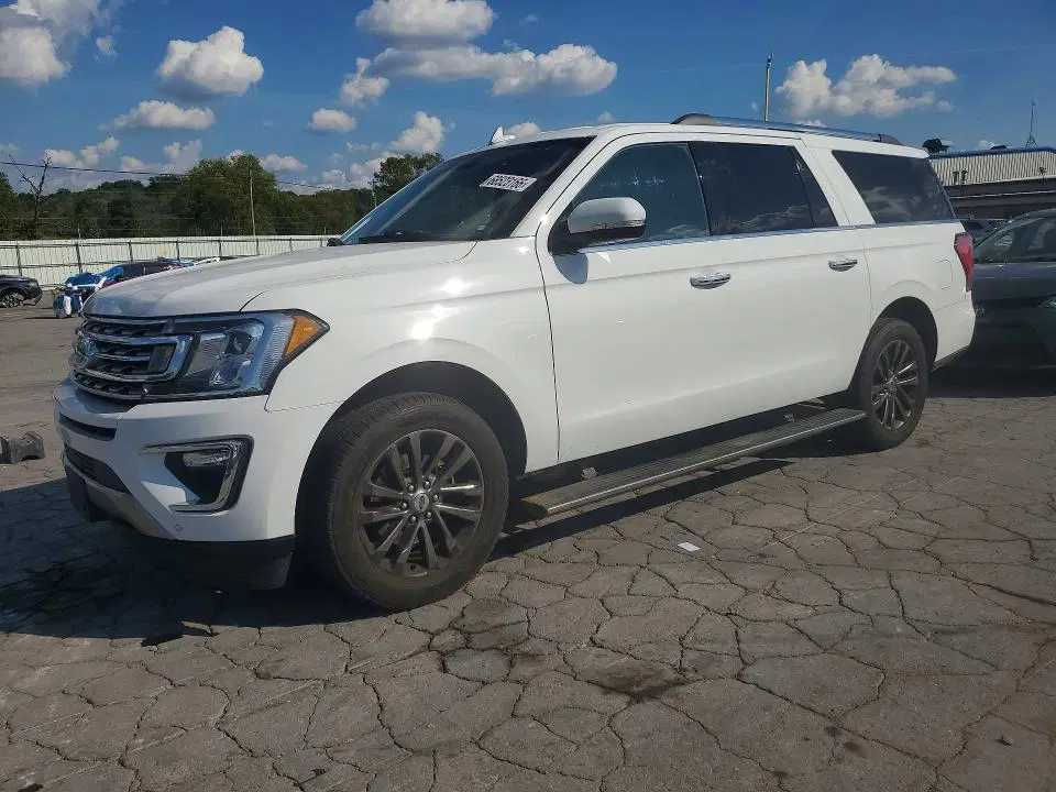 1FMJK2AT5KEA35749 — 2019 Ford Expedition, мелкие вмятины и царапины, фото до ремонта