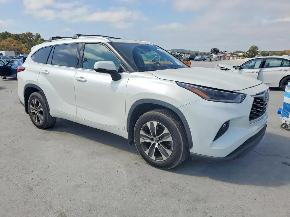 2021 TOYOTA HIGHLANDER VIN 5TDGZRBH7MS105469 фото 4