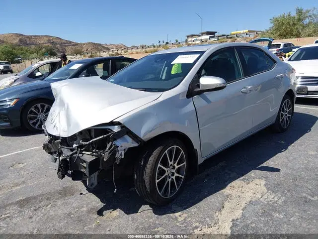 2017 Toyota Corolla Se Special Edition VIN 5YFBURHE8HP633347 фото 2