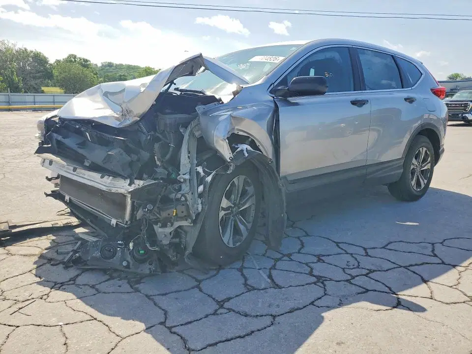 2HKRW5H35JH418978 — 2018 Honda CR-V, Передняя часть, фото до ремонта