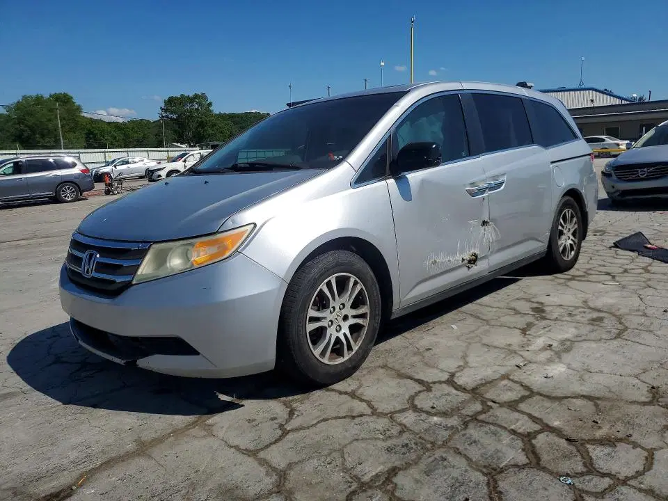 5FNRL5H63BB077289 — 2011 Honda Odyssey, Боковая часть, фото до ремонта