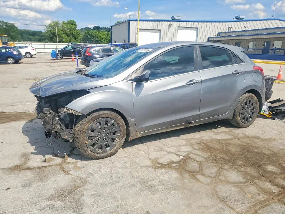 KMHD35LH6GU287169 — 2016 Hyundai Elantra GT, Передняя часть, фото до ремонта