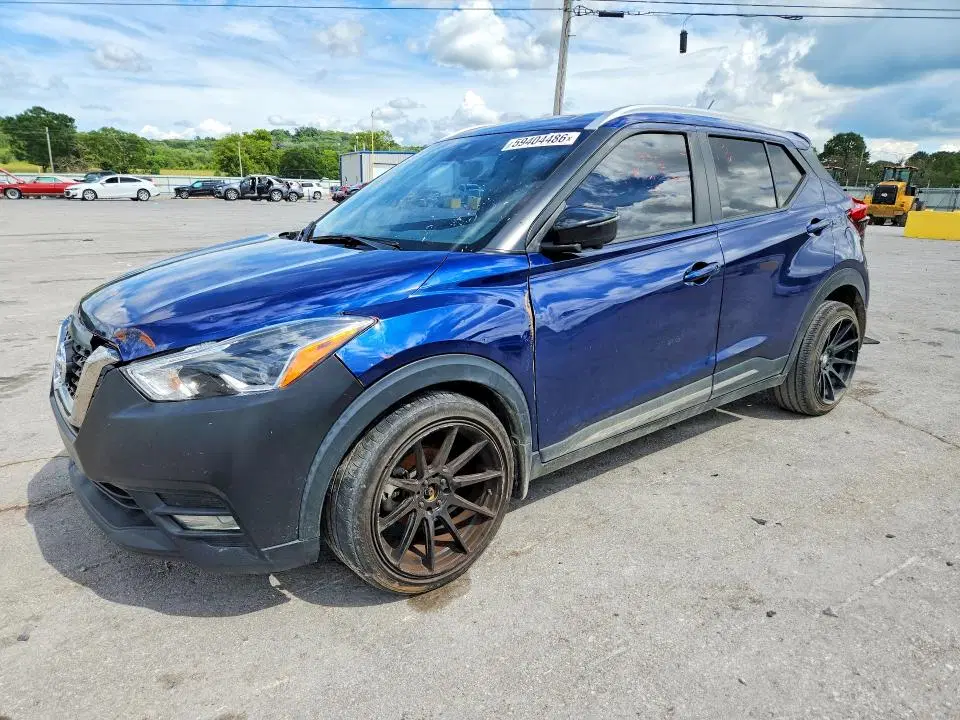 3N1CP5DV9LL563828 — 2020 Nissan Kicks, задняя часть, фото до ремонта