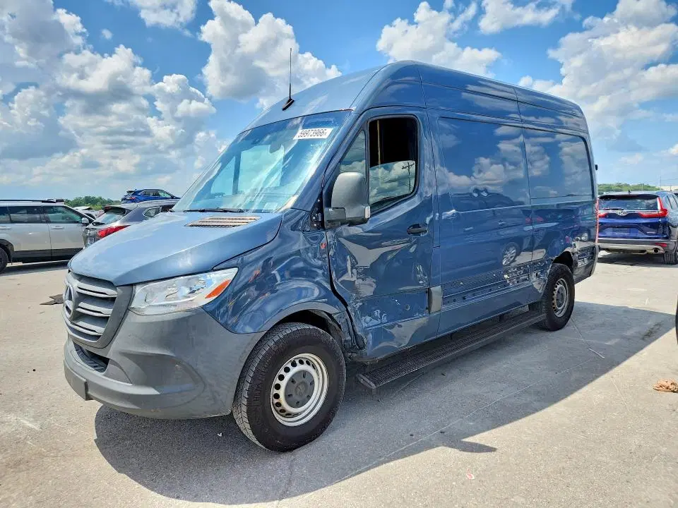 WD4PF0CD6KT006548 — 2019 Mercedes-Benz Sprinter, боковая часть, фото до ремонта