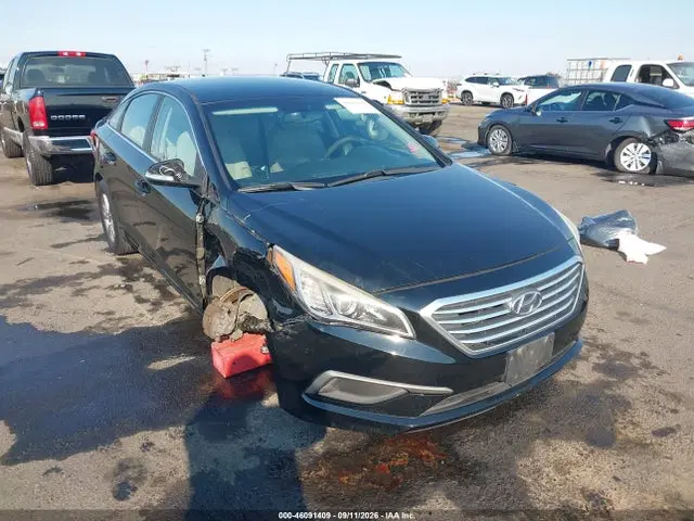 5NPE24AF7HH477856 — 2017 Hyundai Sonata SE, Передняя часть справа (Right Front), фото до ремонта