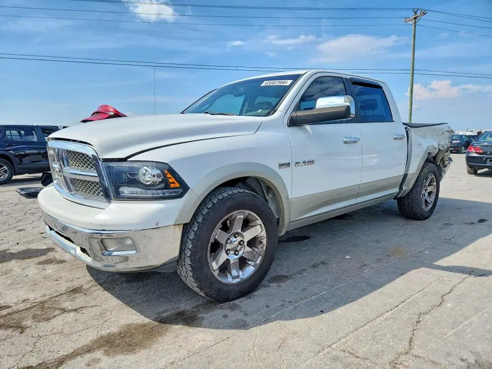 1D7RB1CT6AS159114 — 2010 Dodge RAM 1500, задняя часть, фото до ремонта
