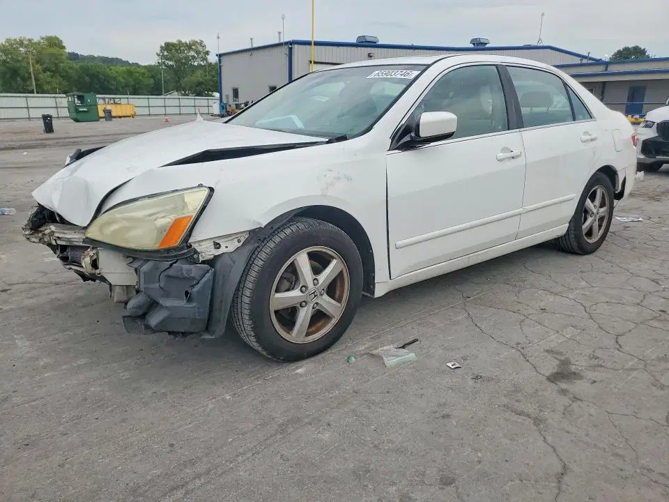 1HGCM56795A018955 — 2005 Honda Accord, Передняя часть, фото до ремонта