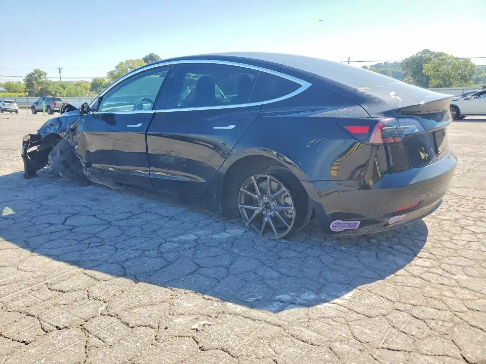 2019 TESLA MODEL 3 VIN 5YJ3E1EA4KF325700 фото 2