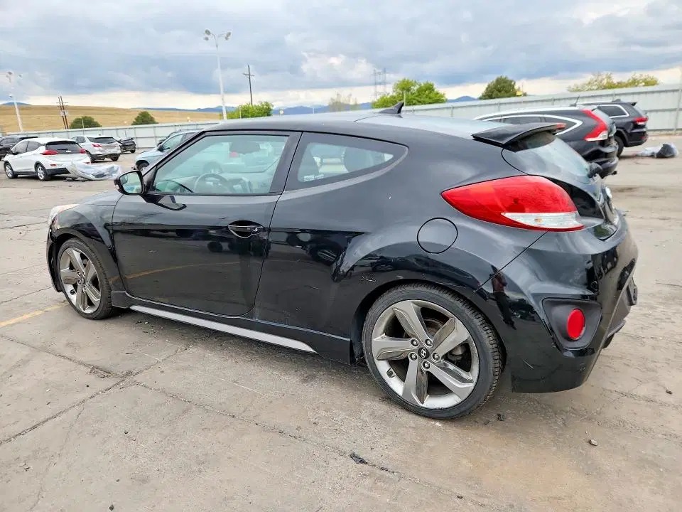 2015 Hyundai Veloster VIN KMHTC6AEXFU229817 фото 2