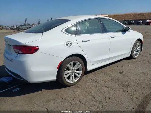 2015 Chrysler 200 Limited VIN 1C3CCCABXFN577821 фото 4