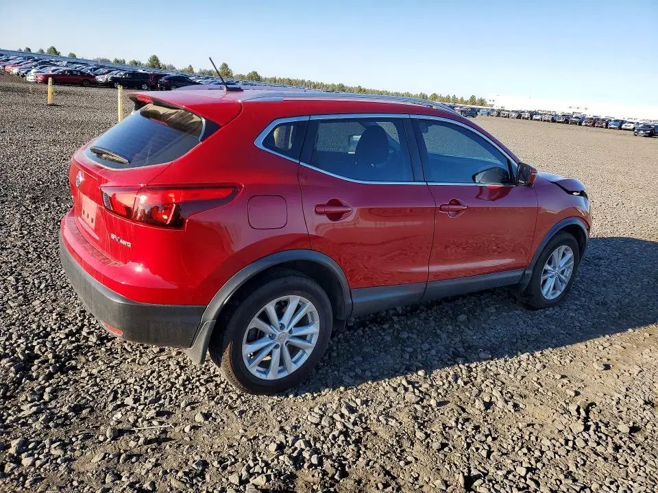 2018 Nissan ROGUE SPORT VIN JN1BJ1CR9JW292531 фото 3