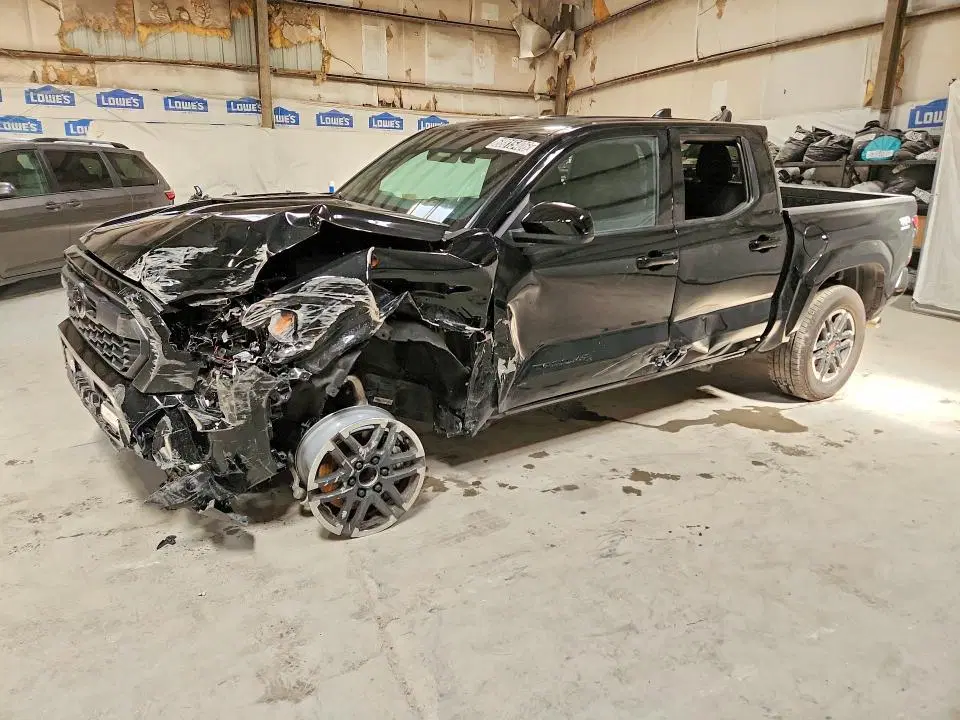 3TMKB5FN3TM057488 — 2026 Toyota Tacoma, Передняя часть, фото до ремонта