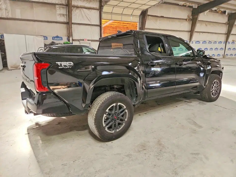 2026 TOYOTA TACOMA VIN 3TMKB5FN3TM057488 фото 3
