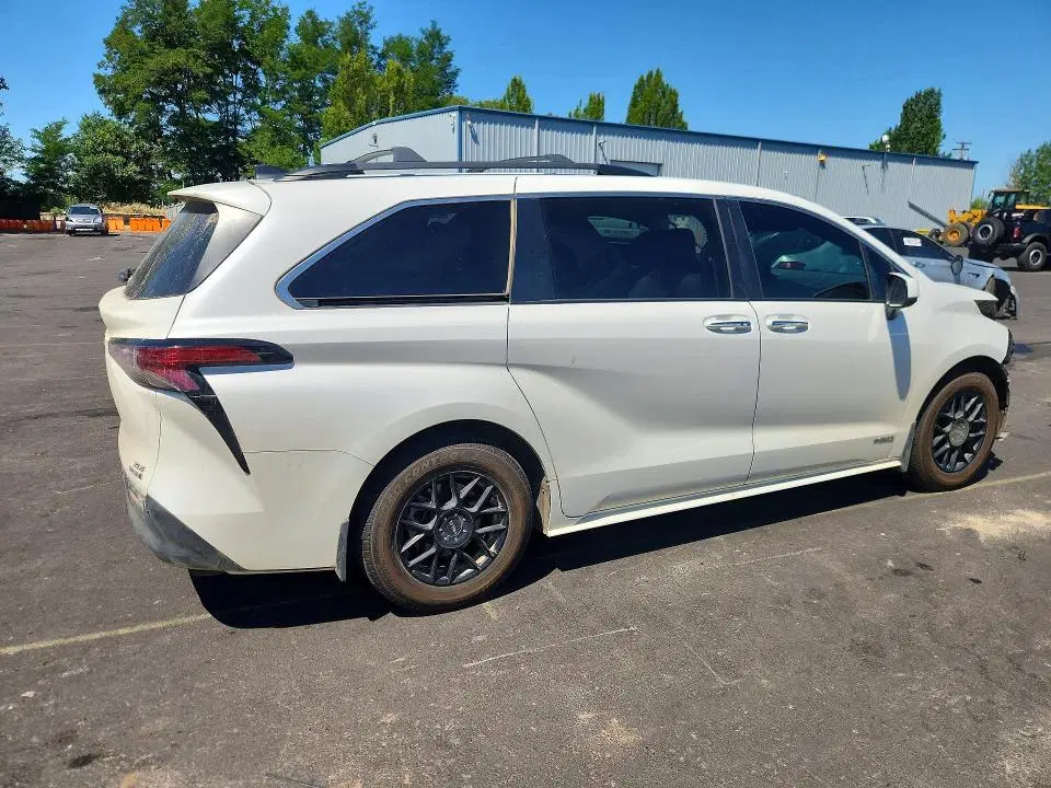 2021 Toyota Sienna VIN 5TDJSKFCXMS028967 фото 3