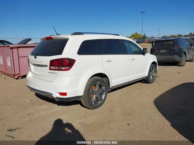 2017 Dodge Journey Crossroad VIN 3C4PDDGG7HT634773 фото 4
