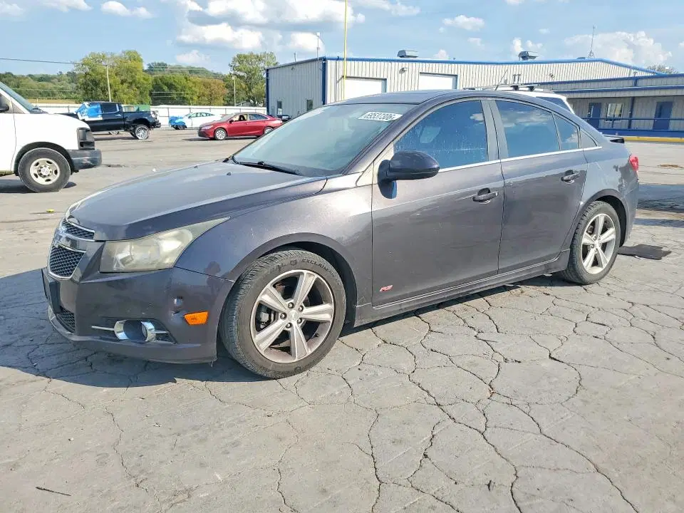 1G1PE5SB0E7164626 — 2014 Chevrolet Cruze, Задняя часть, фото до ремонта