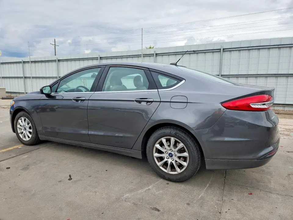 2018 Ford Fusion VIN 3FA6P0G75JR232254 фото 2