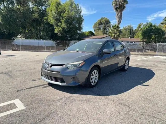 2015 Toyota Corolla VIN 2T1BURHE8FC230112 фото 2