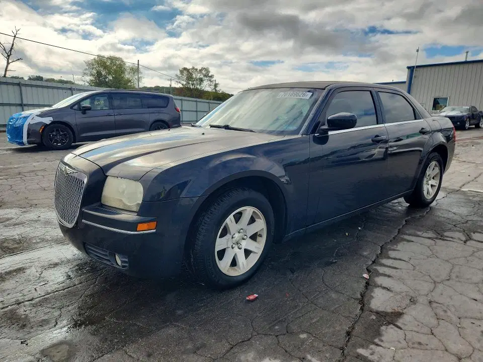 2C3KA53G87H892360 — 2007 Chrysler 300, Передняя часть, фото до ремонта
