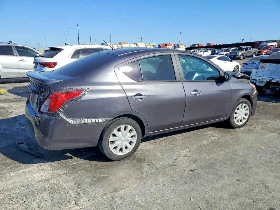 2015 Nissan Versa VIN 3N1CN7AP0FL937710 фото 3