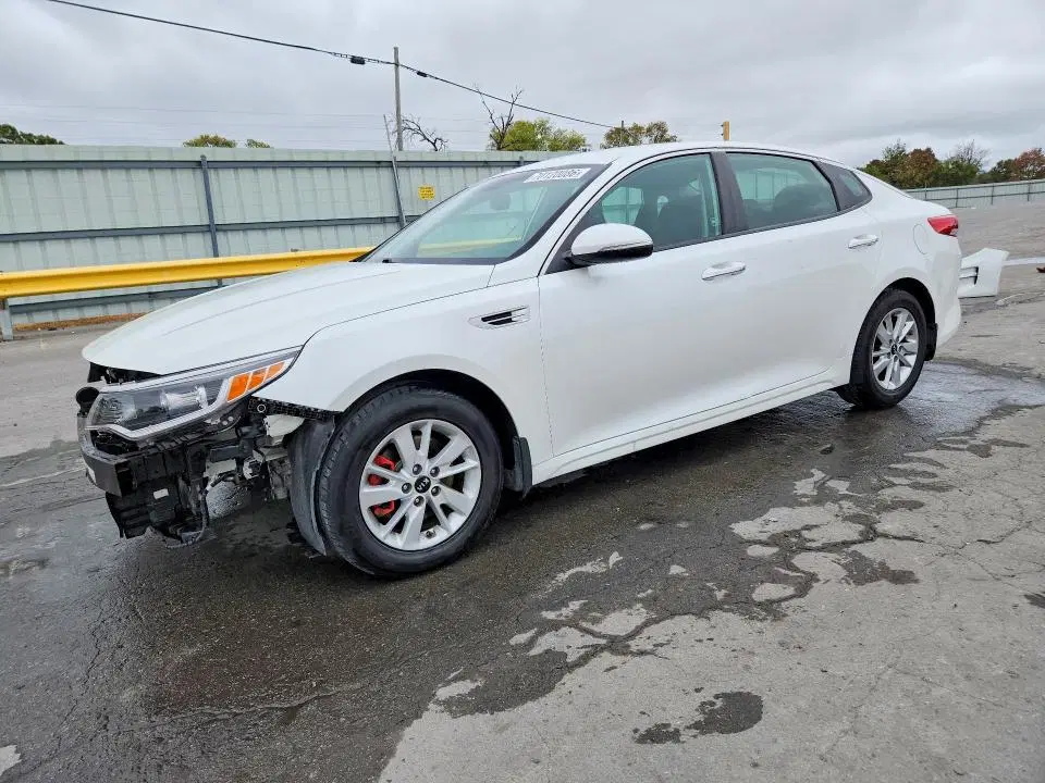 KNAGT4L33G5100820 — 2016 Kia Optima, Передняя часть, фото до ремонта