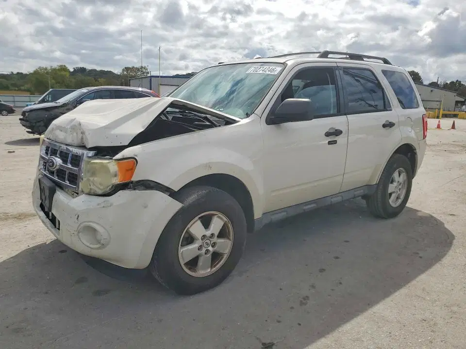 1FMCU9DG9AKB07658 — 2010 Ford Escape, Передняя часть, фото до ремонта