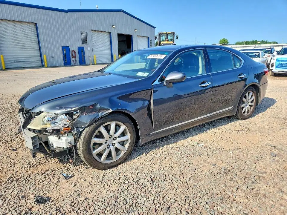 JTHCL46F795002396 — 2009 Lexus LS, Передняя часть, фото до ремонта