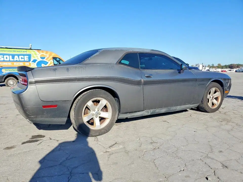 2011 DODGE CHALLENGER VIN 2B3CJ4DG3BH576349 фото 3
