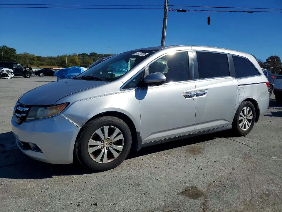5FNRL5H63EB003262 — 2014 Honda Odyssey, Передняя часть, фото до ремонта