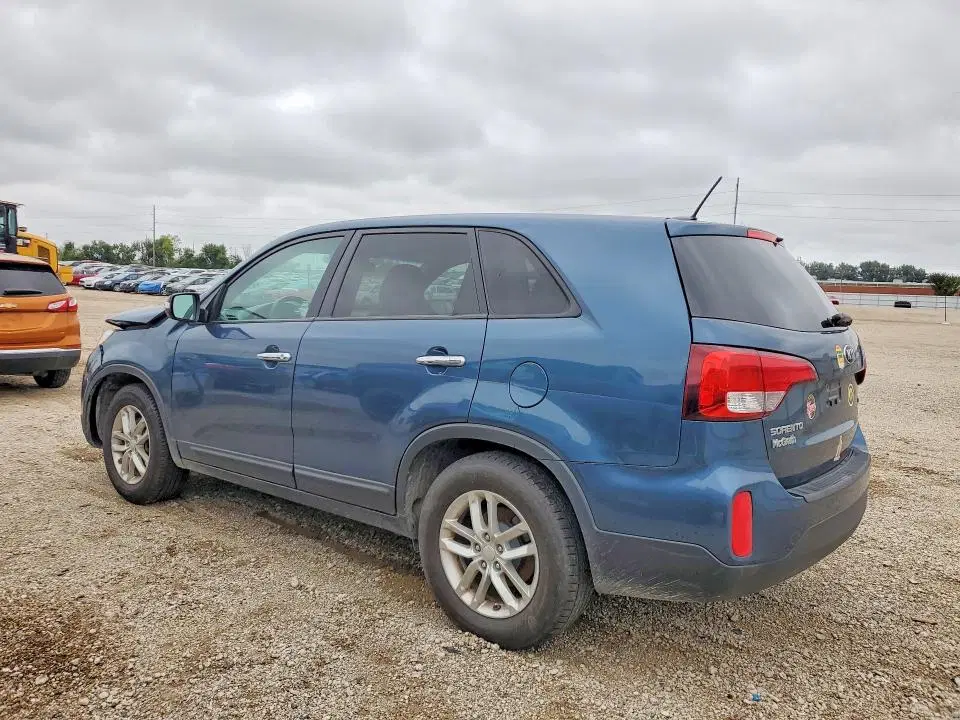 2014 KIA SORENTO VIN 5XYKT3A6XEG431063 фото 3