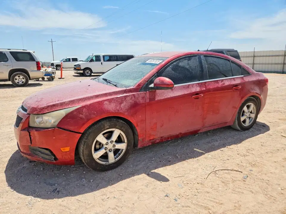 1G1PC5SB8D7219070 — 2013 Chevrolet Cruze, Мелкие вмятины и царапины, фото до ремонта