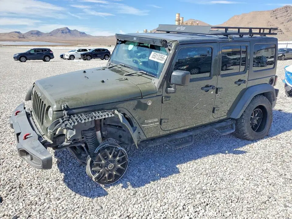 1C4BJWKG5GL156871 — 2016 Jeep Wrangler Unlimited, передняя часть, фото до ремонта