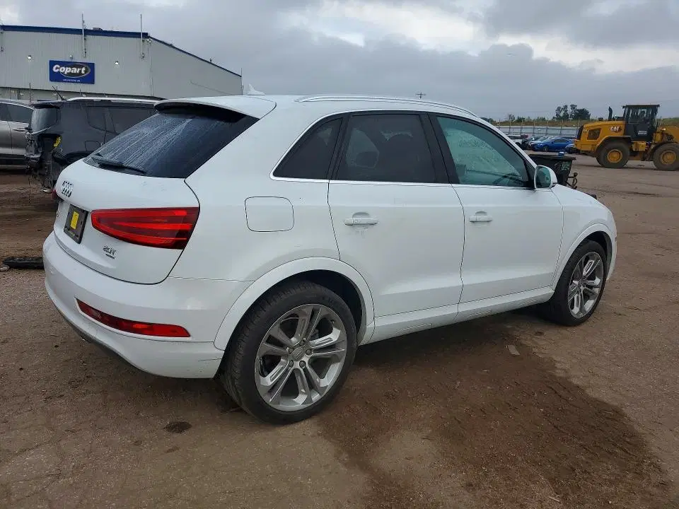 2015 Audi Q3 VIN WA1EFCFS3FR010342 фото 3