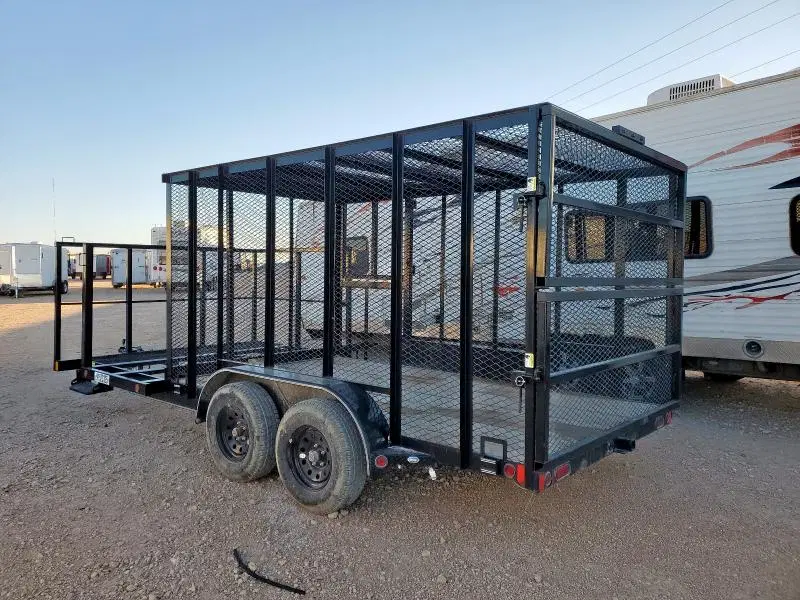 58SBU1823SE044895 — 2025 East Texas Unknown, мелкие вмятины и царапины, фото до ремонта