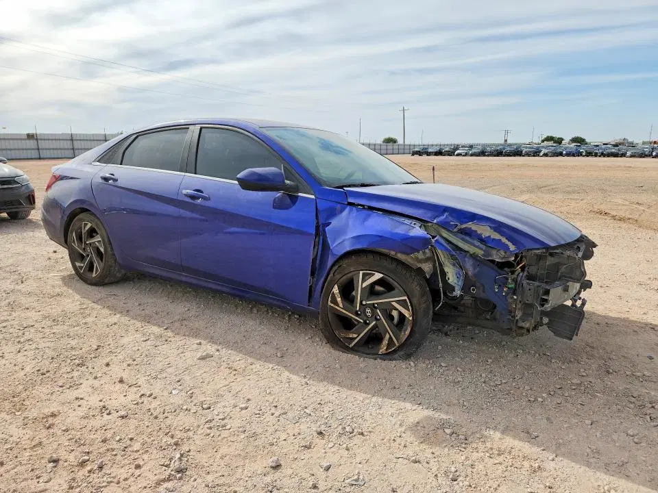2024 HYUNDAI ELANTRA VIN KMHLS4DG2RU789159 фото 4