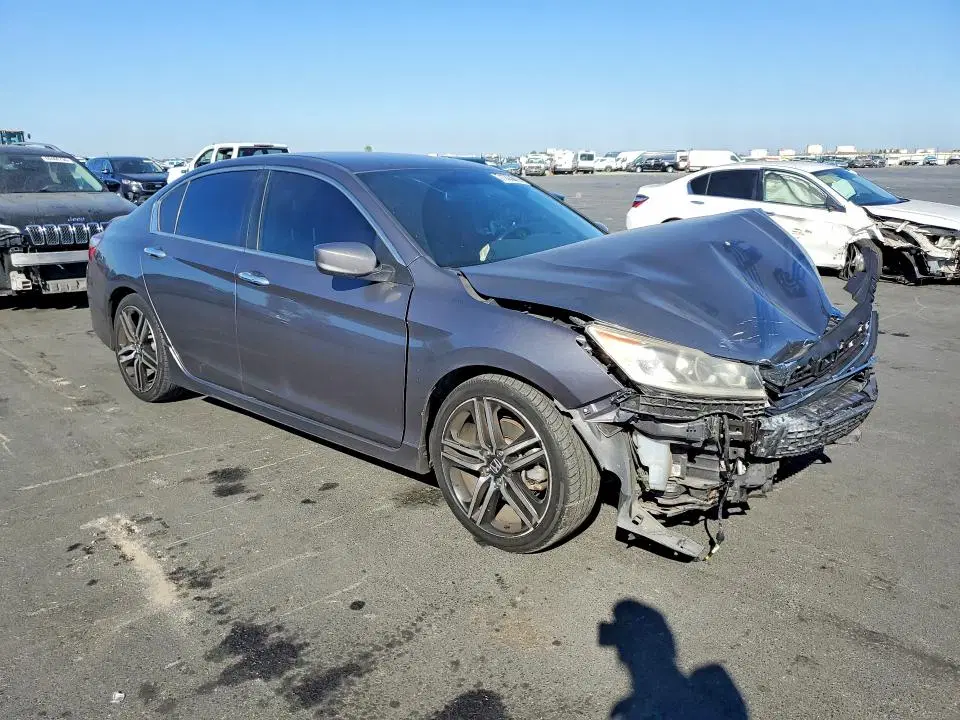 2017 Honda Accord VIN 1HGCR2F10HA182191 фото 4