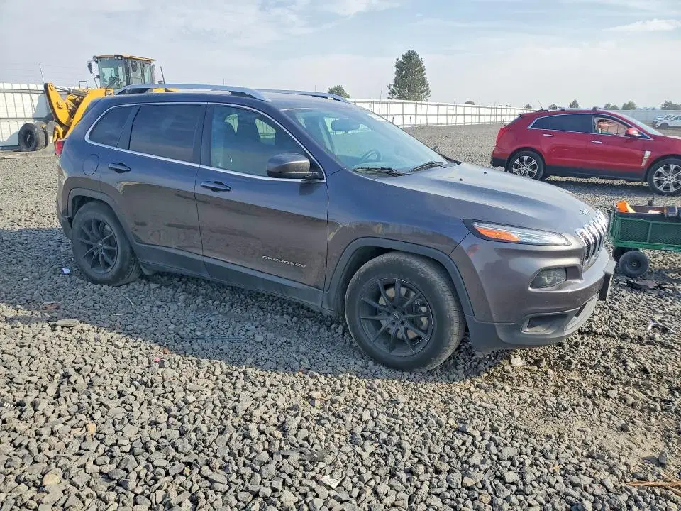 2017 Jeep Cherokee VIN 1C4PJMCS3HW656749 фото 4