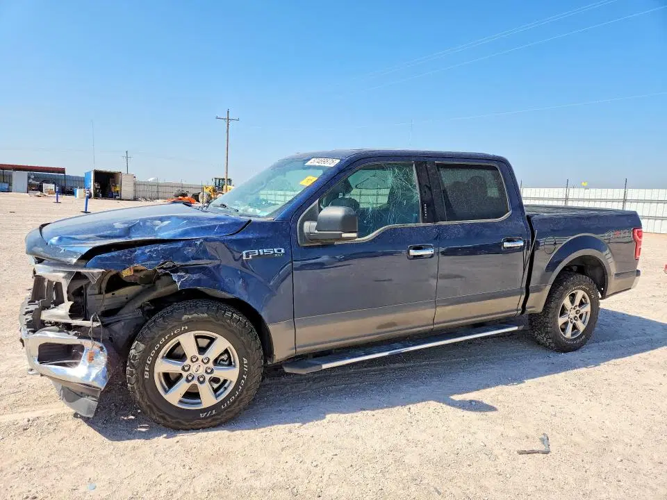 1FTEW1EP4JKC42330 — 2018 Ford F150, передняя часть, фото до ремонта