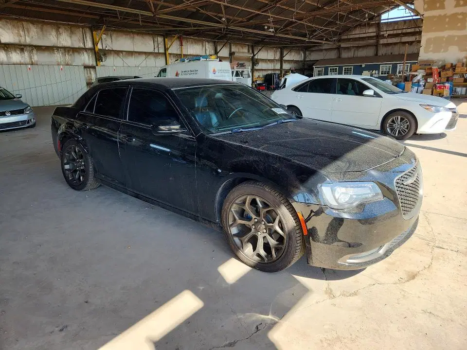 2016 Chrysler 300 VIN 2C3CCABG3GH261377 фото 4