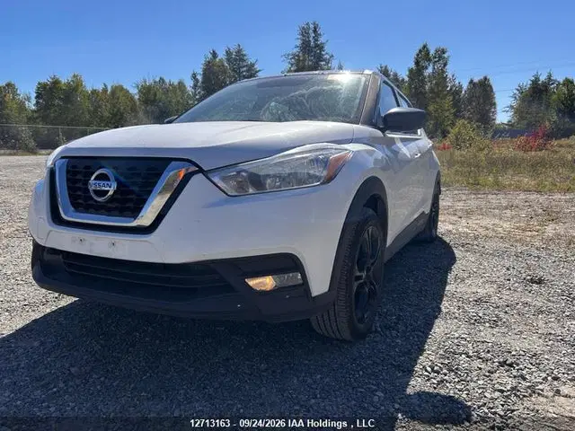 2019 Nissan Kicks S/sr/sv VIN 3N1CP5CU1KL566066 фото 2