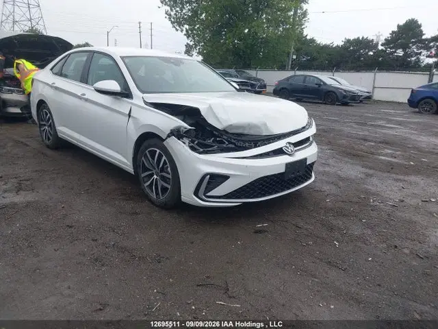 3VWEW7BU5TM060108 — 2026 Volkswagen Jetta Comfortline, Передняя часть, фото до ремонта