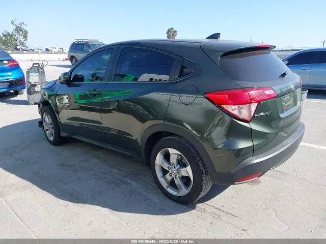 2018 Honda HR-V LX VIN 3CZRU5H35JG706492 фото 3