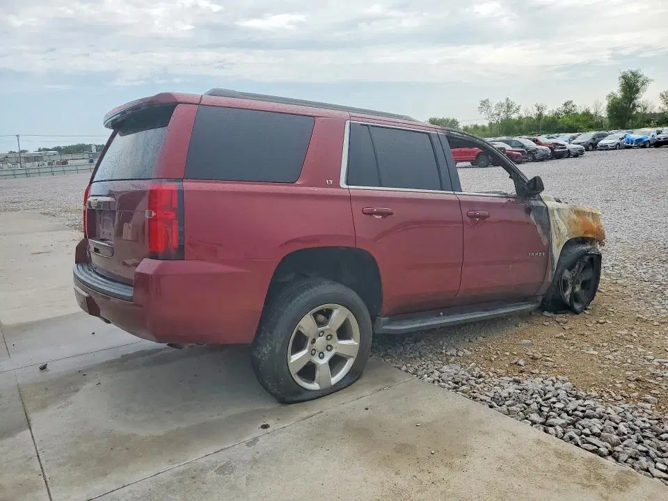 2016 CHEVROLET TAHOE VIN 1GNSKBKC5GR410716 фото 3