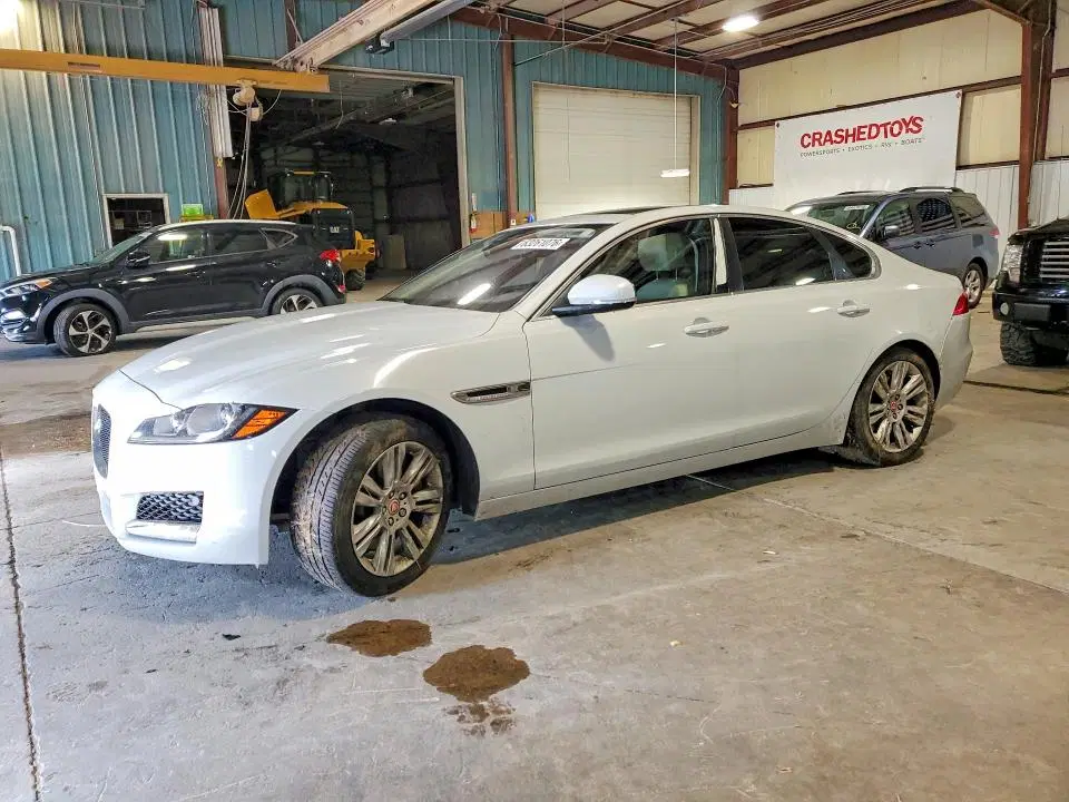 SAJBJ4BV7HCY46840 — 2017 Jaguar XF, боковая часть, фото до ремонта