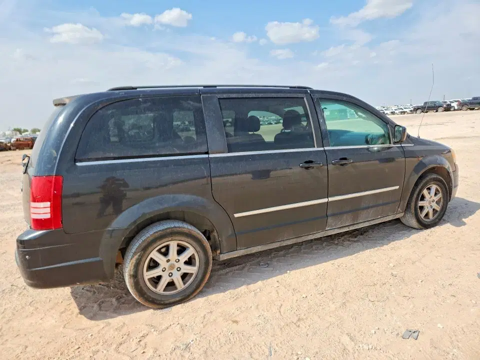 2010 CHRYSLER TOWN & COUNTRY VIN 2A4RR5D19AR348071 фото 4