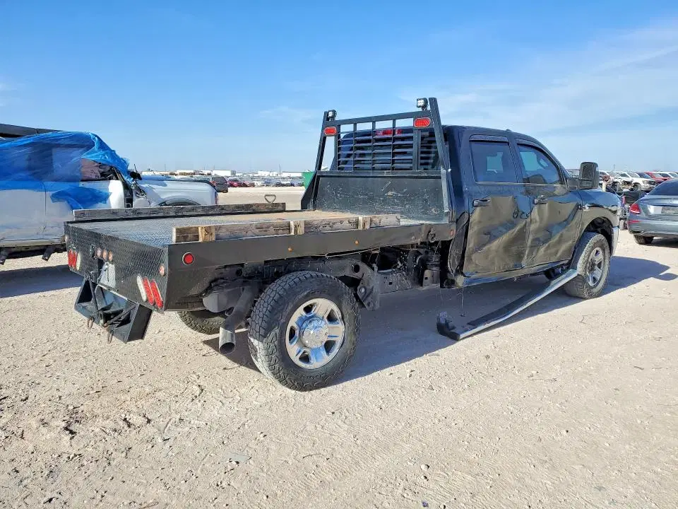 2024 RAM 2500 VIN 3C6UR5HL1RG411443 фото 3